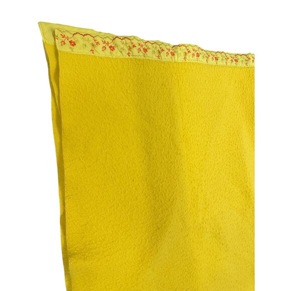 North Star By Chatham Vintage 70's Embroidered Blanket 89 x 62, Floral - Picture 3 of 8